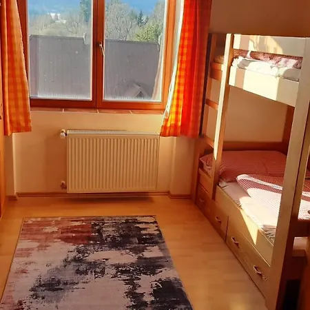 아파트 Nad Teplou Vltavou